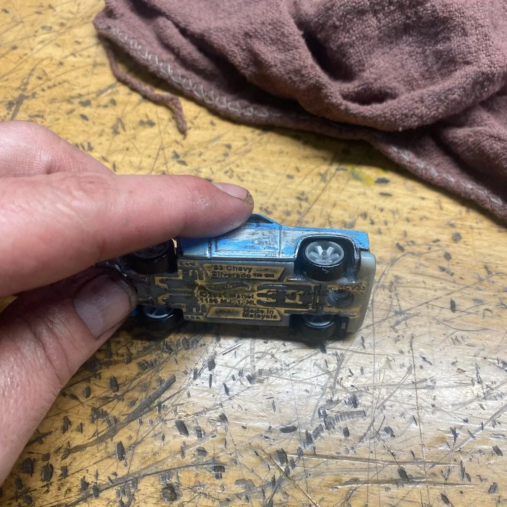 Hotwheels 1983 Chevy custom rat rod/shop truck I can do specific cars or style